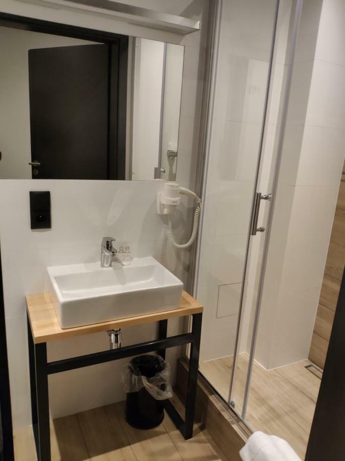 H33 Apartamenty Μπίτομ Εξωτερικό φωτογραφία