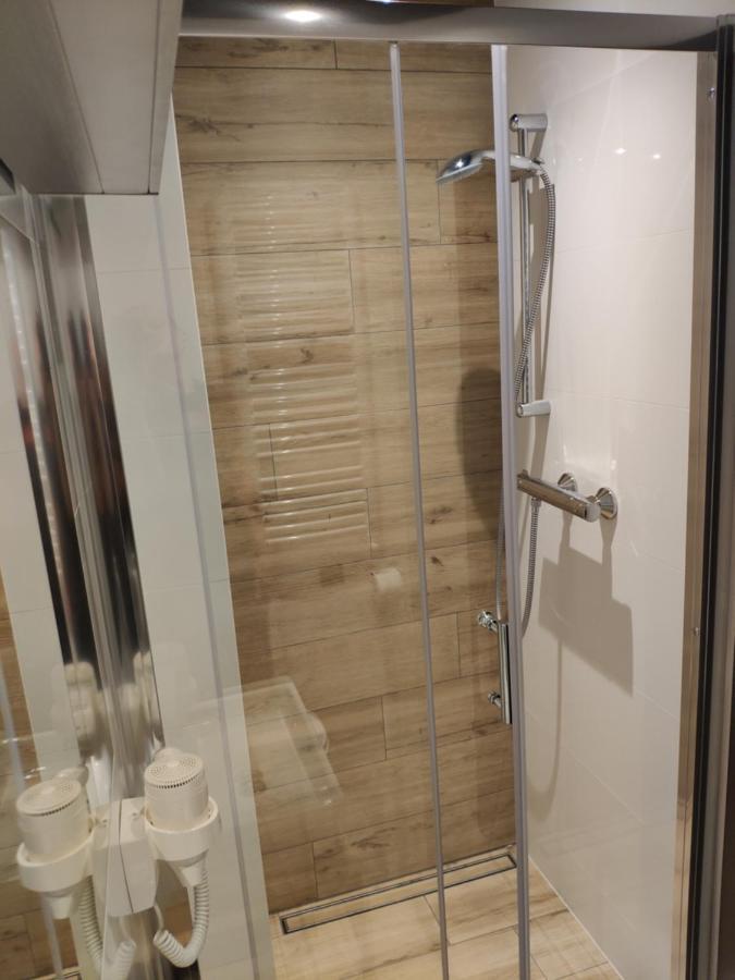 H33 Apartamenty Μπίτομ Εξωτερικό φωτογραφία